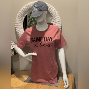 Bella Canvas 100% cotton Game Day Vibes dusty Pink T-Shirt new with tags Small